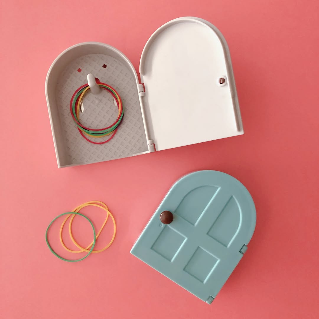 輪ゴムフックドア型 キャンドゥ