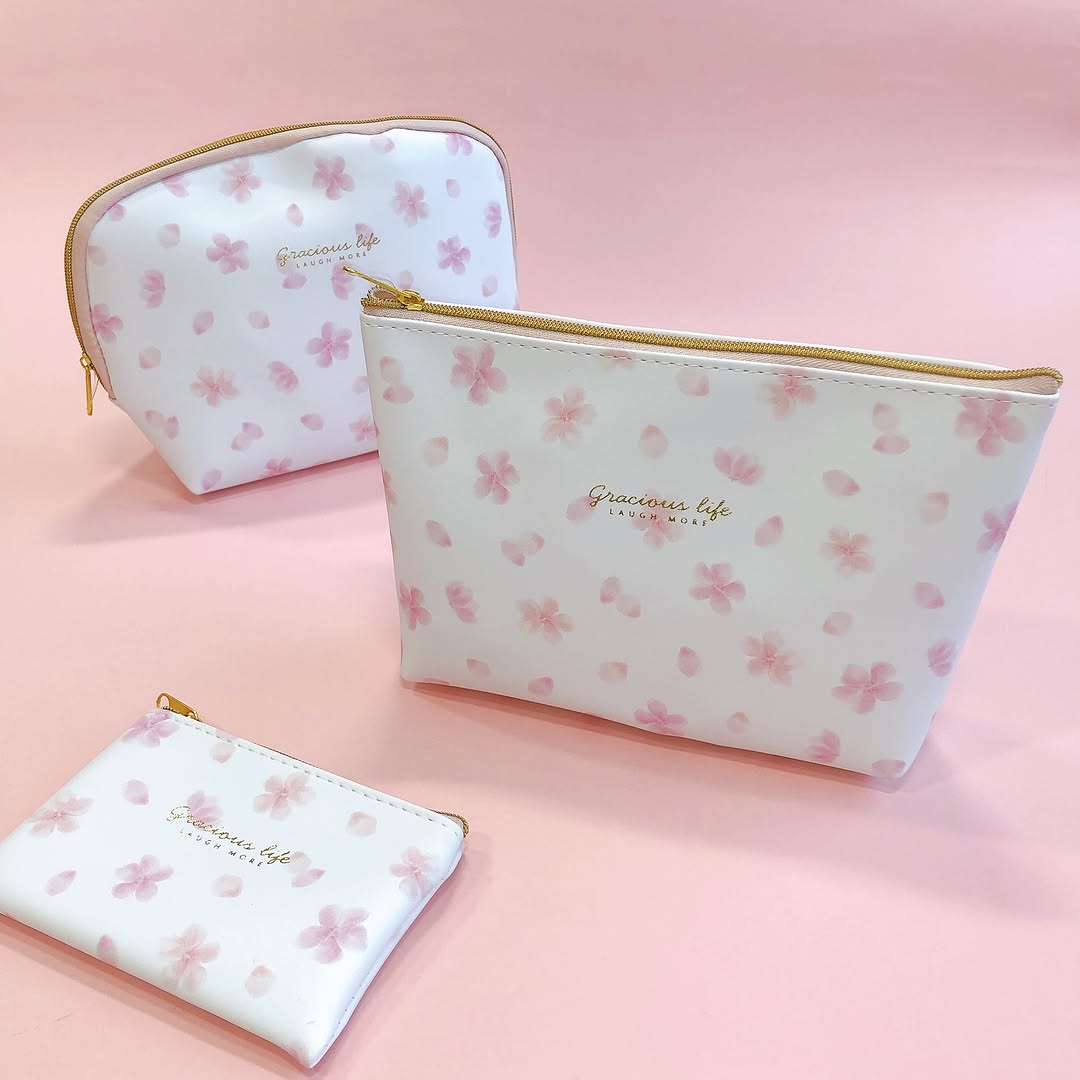 キャンドゥ 桜柄ポーチ