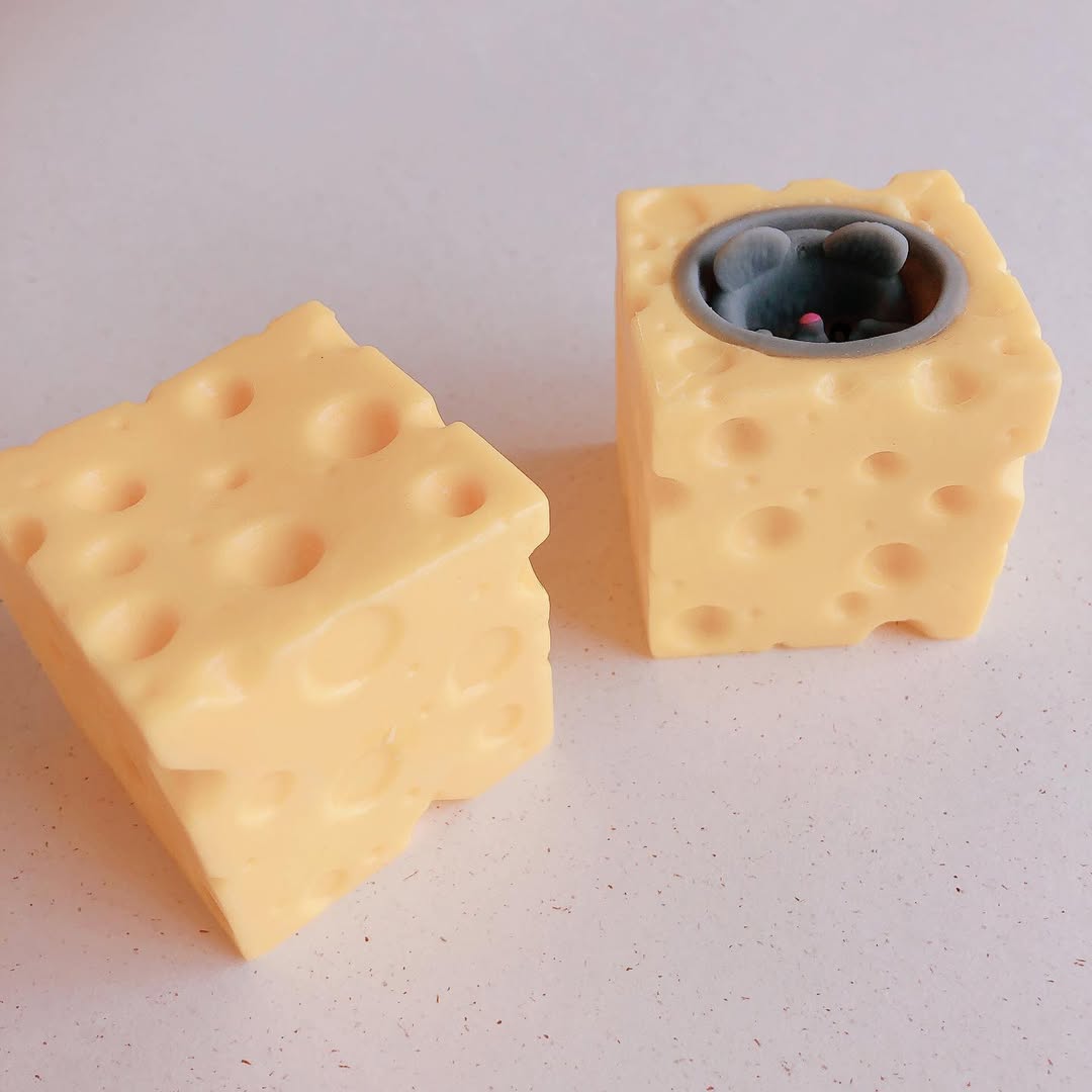 にぎにぎチーズネズミ キャンドゥ