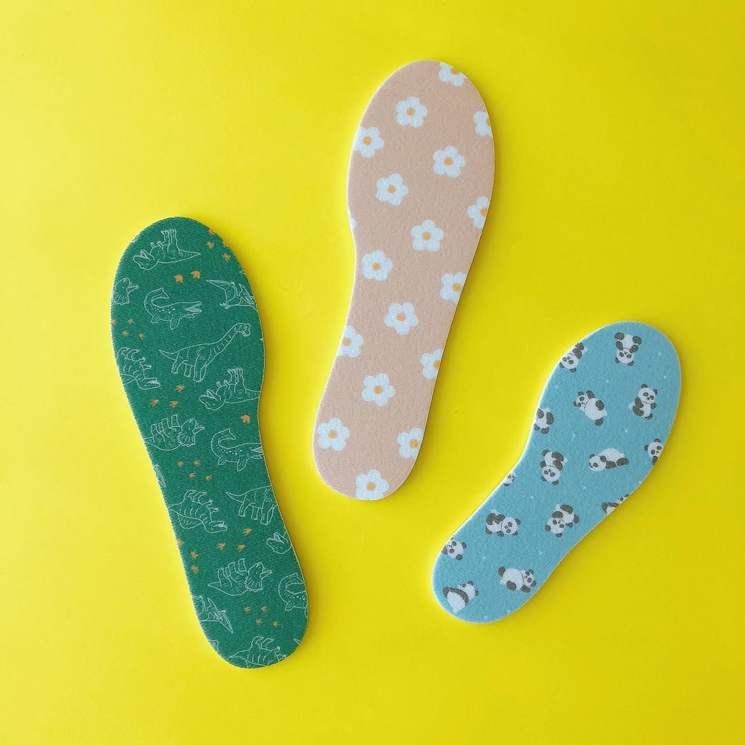 キャンドゥ キッズインソール 花柄 恐竜 パンダ