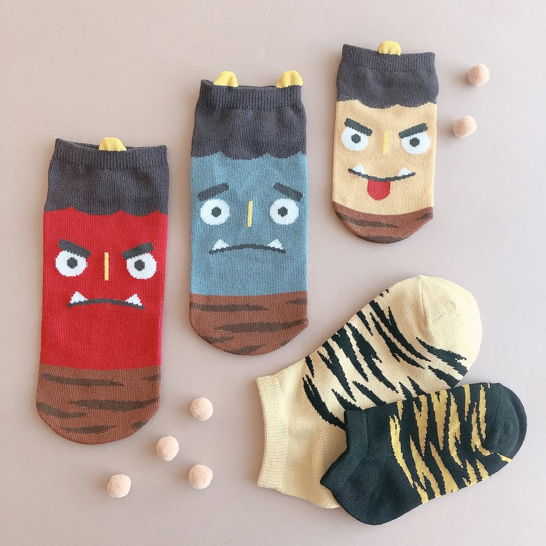 キャンドゥ 鬼デザイン靴下