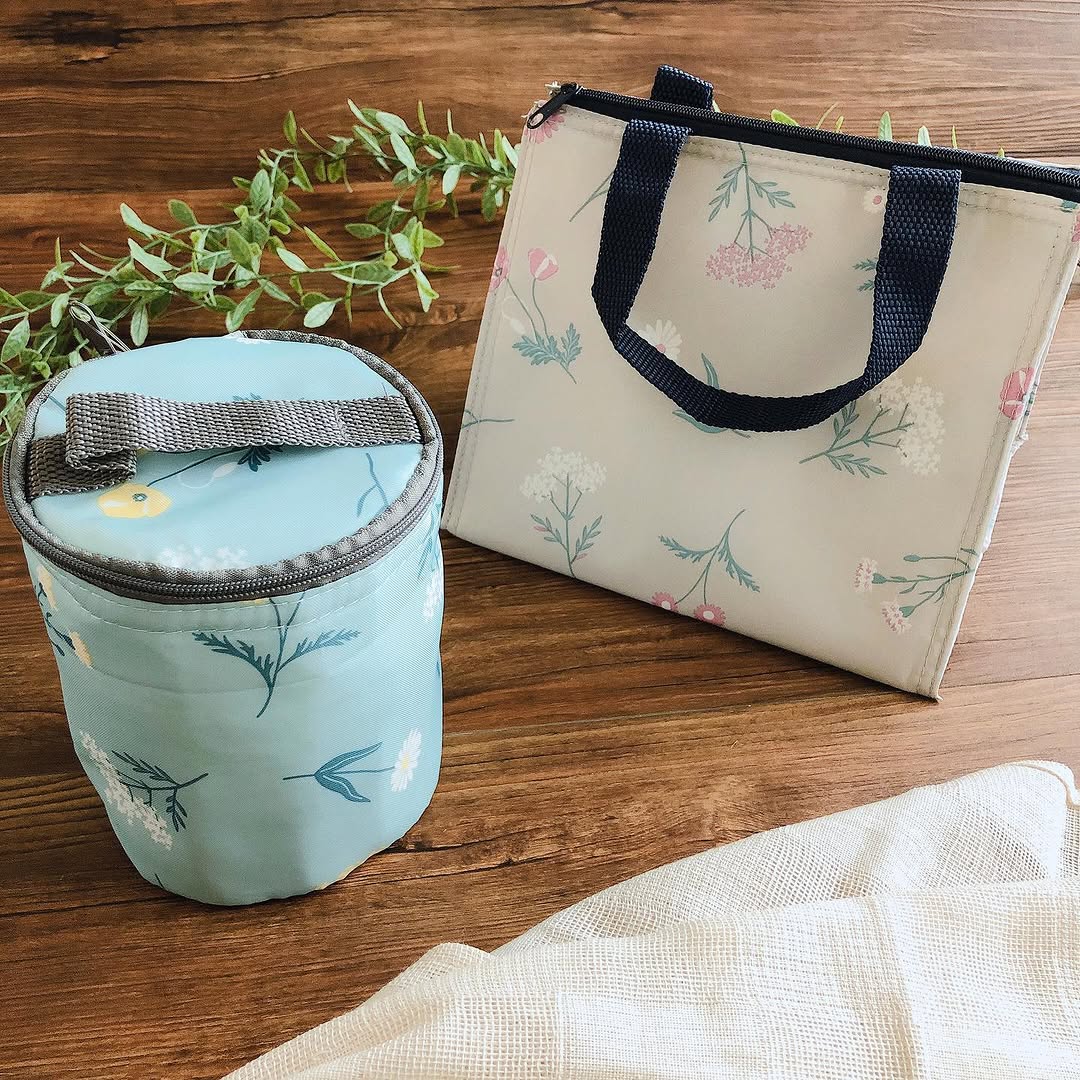 キャンドゥのフラワー柄ランチバッグ2種
