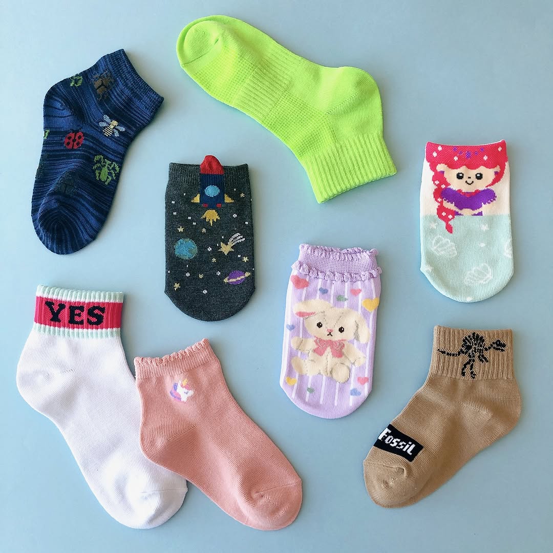 キャンドゥ 子供靴下 各種デザイン