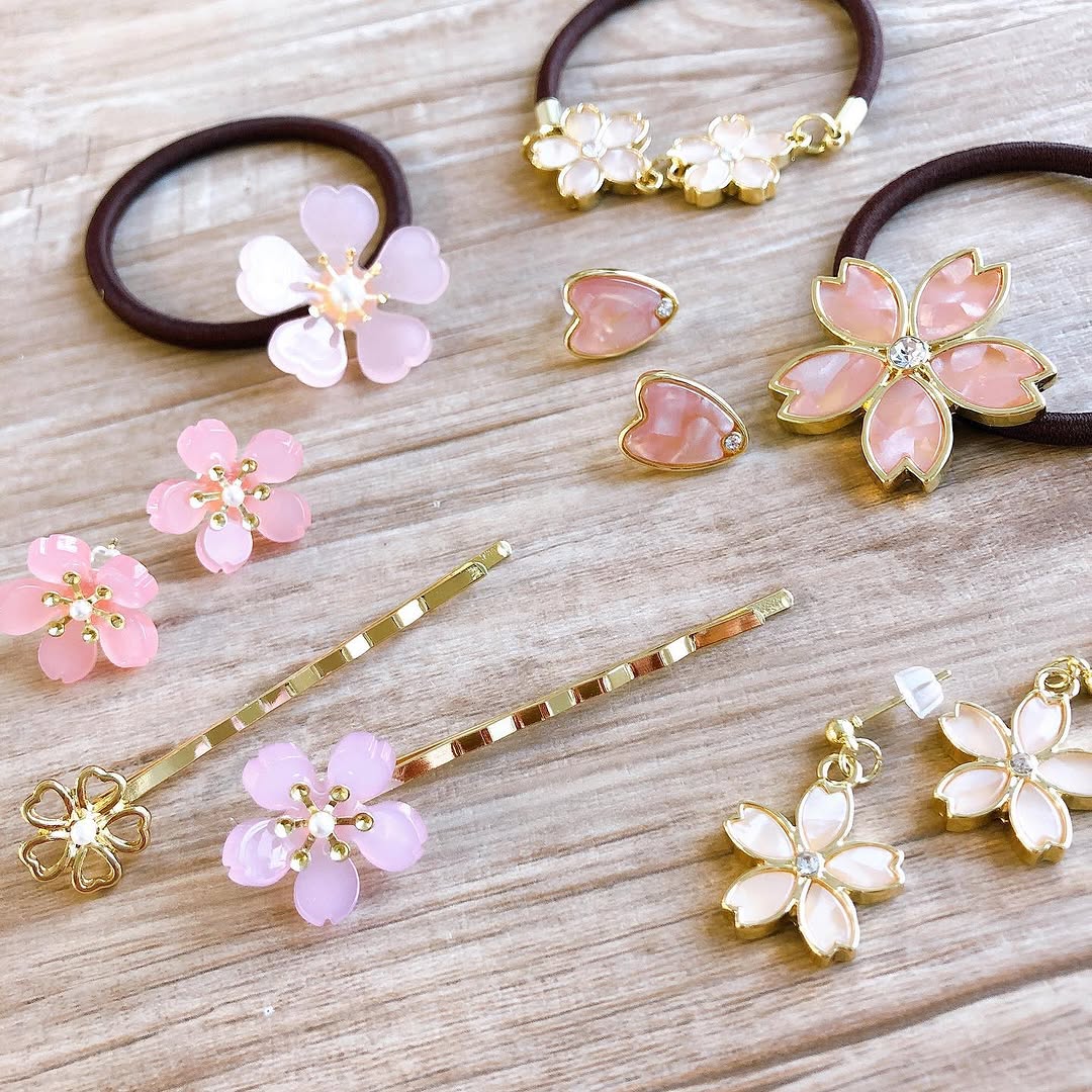 キャンドゥのシアー桜アクセサリー