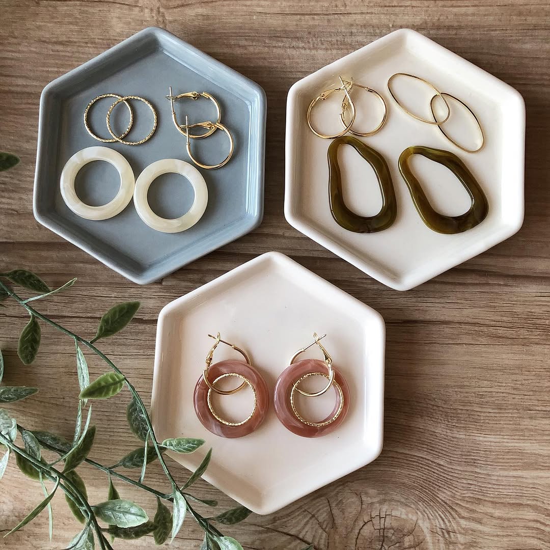 カスタムサークルビーズピアスとカスタム変形ビーズピアス