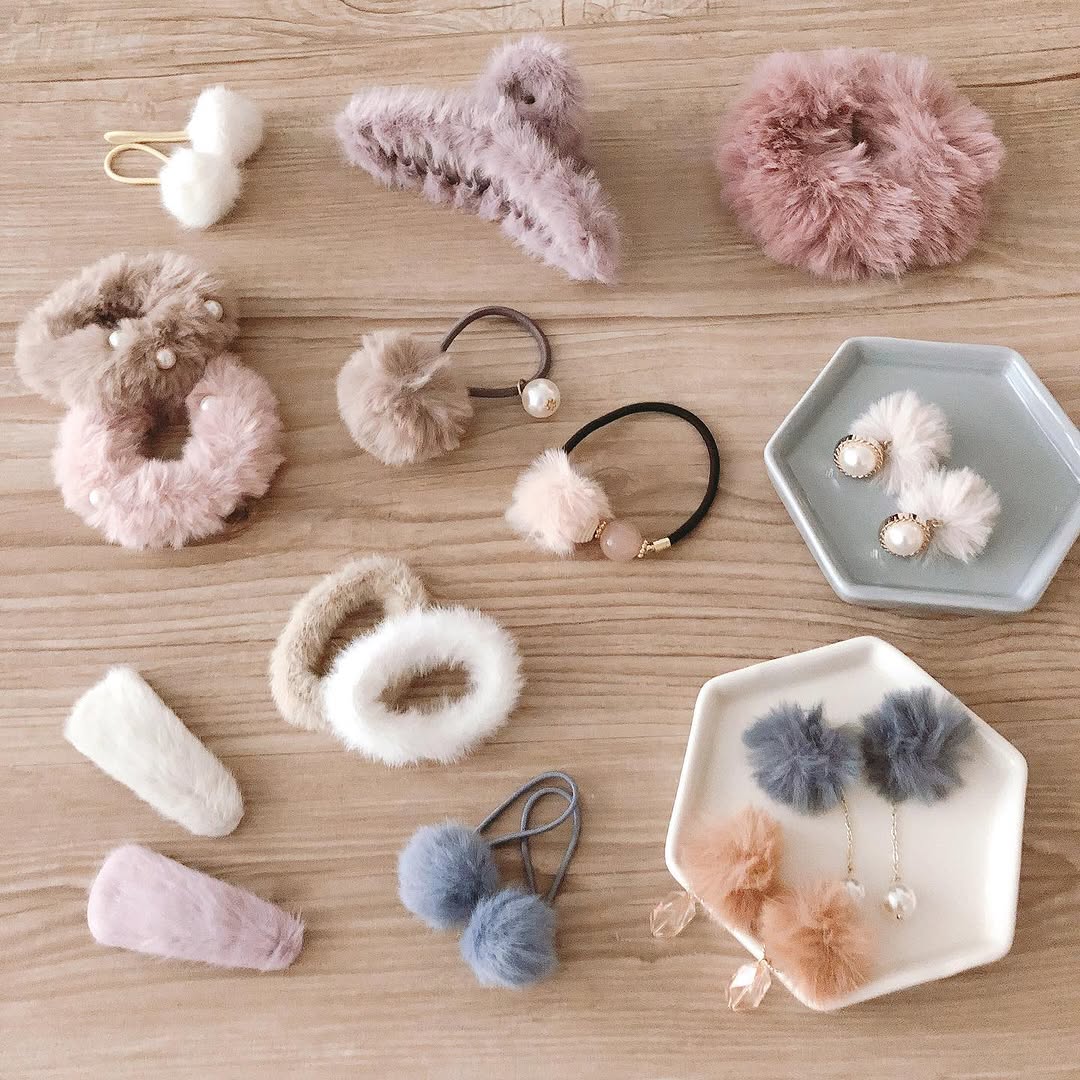 キャンドゥのフェイクファーアクセサリー