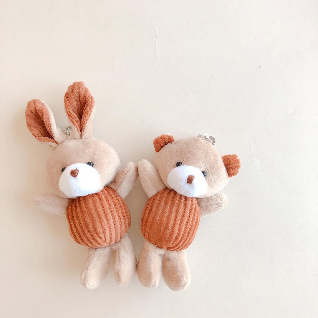 くまとうさぎのキーチェーン